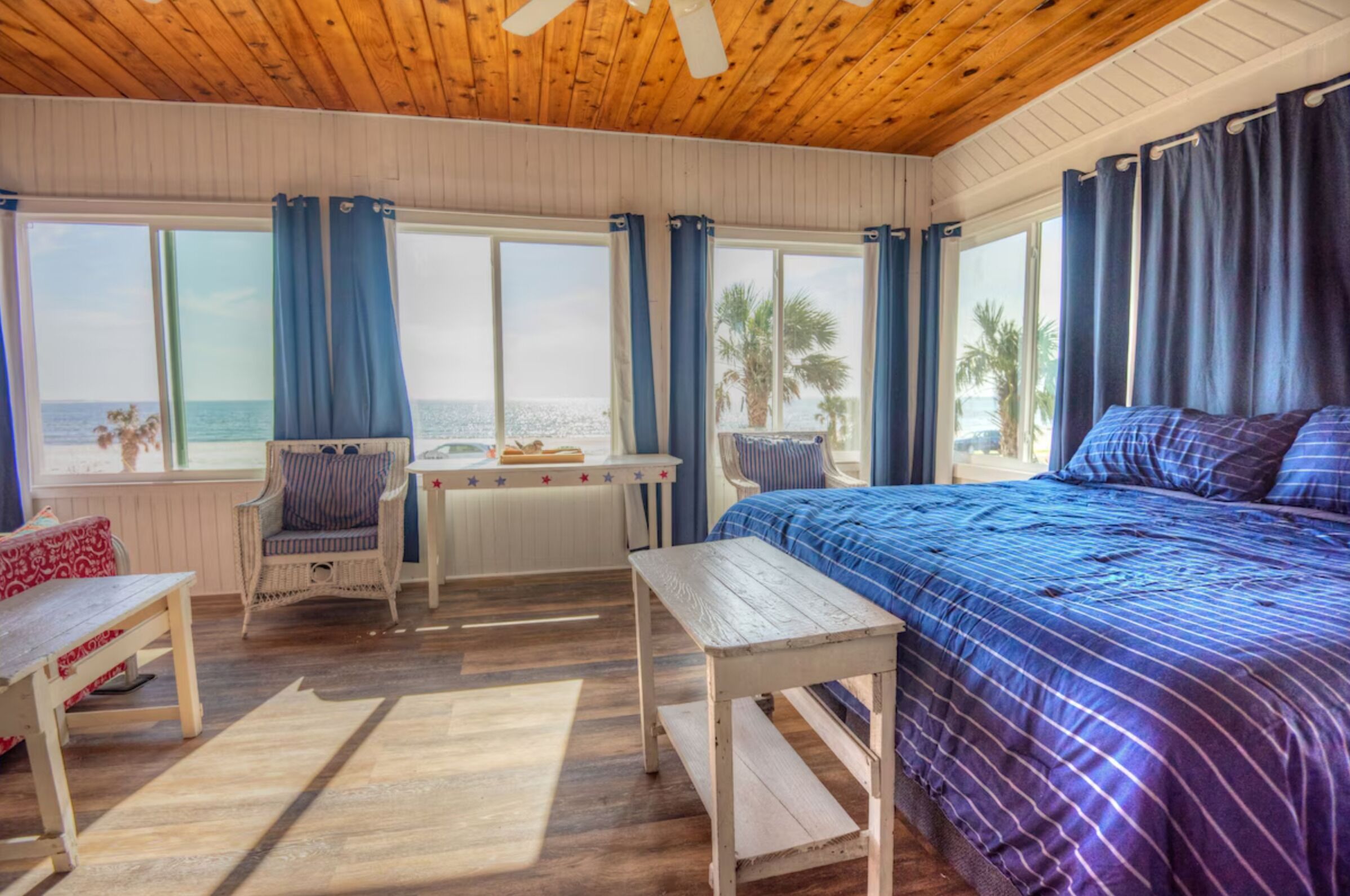 4 bedrooms, free WiFi, bed sheets