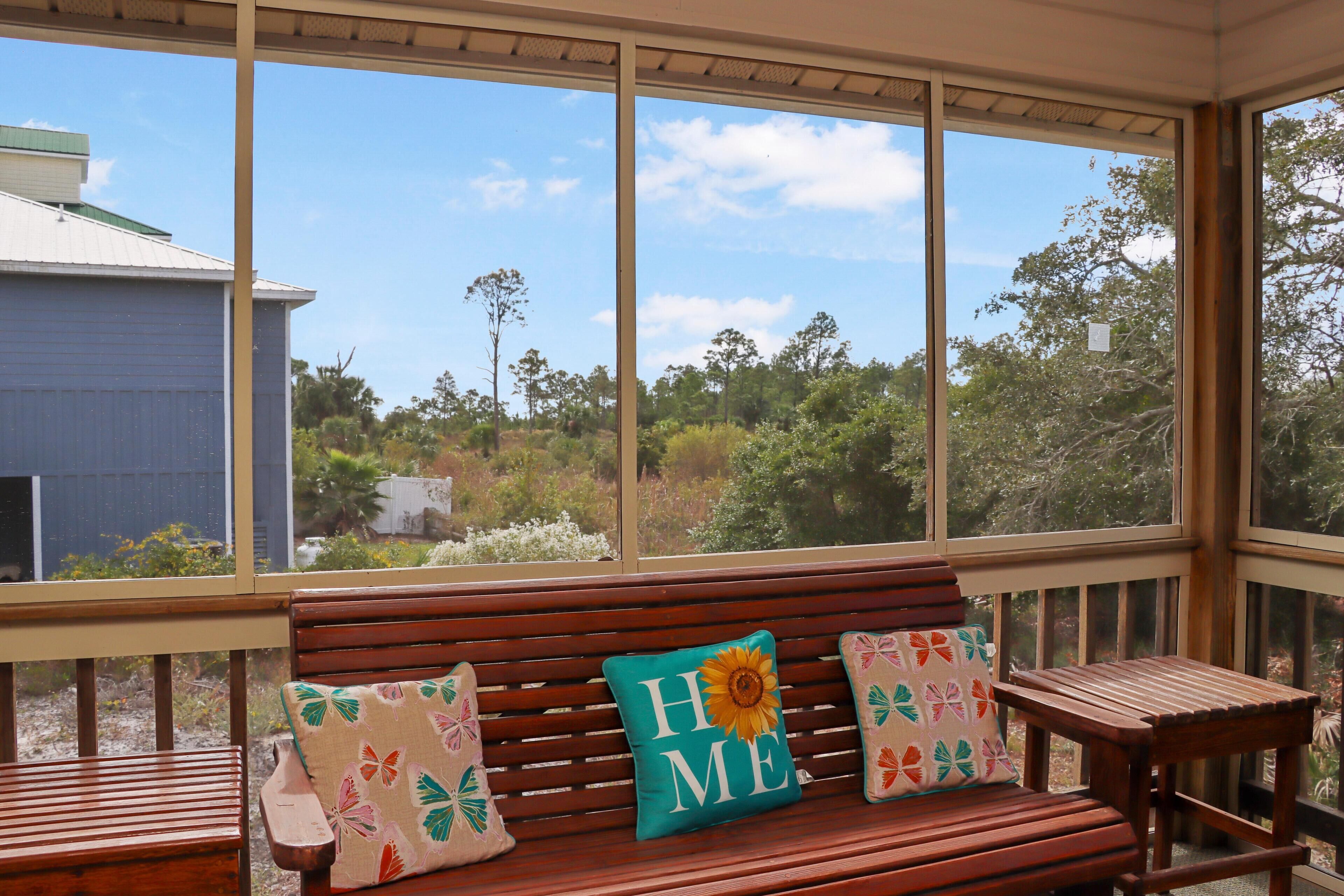 House, 1 King Bed with Sofa bed (Blue Moon Cottage) | Interior