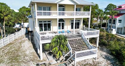 Morning Glory-Gulf Front 4/3.5 - Perfect space, perfect beach - SPECIALS!!!