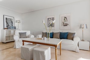 Apartment | 3 bedrooms - Los Arqueros Sunny Balcony With Pool - Ref M52 (Benahavis)