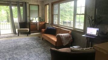Smart TV, fireplace, books