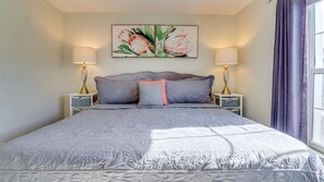1 quarto, Wi-Fi de cortesia, roupa de cama