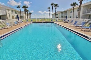 Et oppvarmet basseng