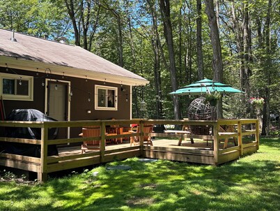 Cozy Pine Cabin in the heart of the Poconos.