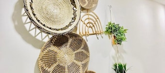 Boho Chic Markham Family Stay, Special Summer Price!!!