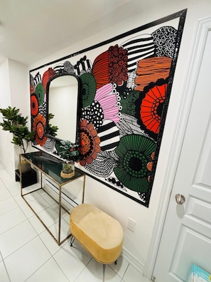 Interior - Boho Chic Markham Family Stay, Special Summer Price!!! (Markham)