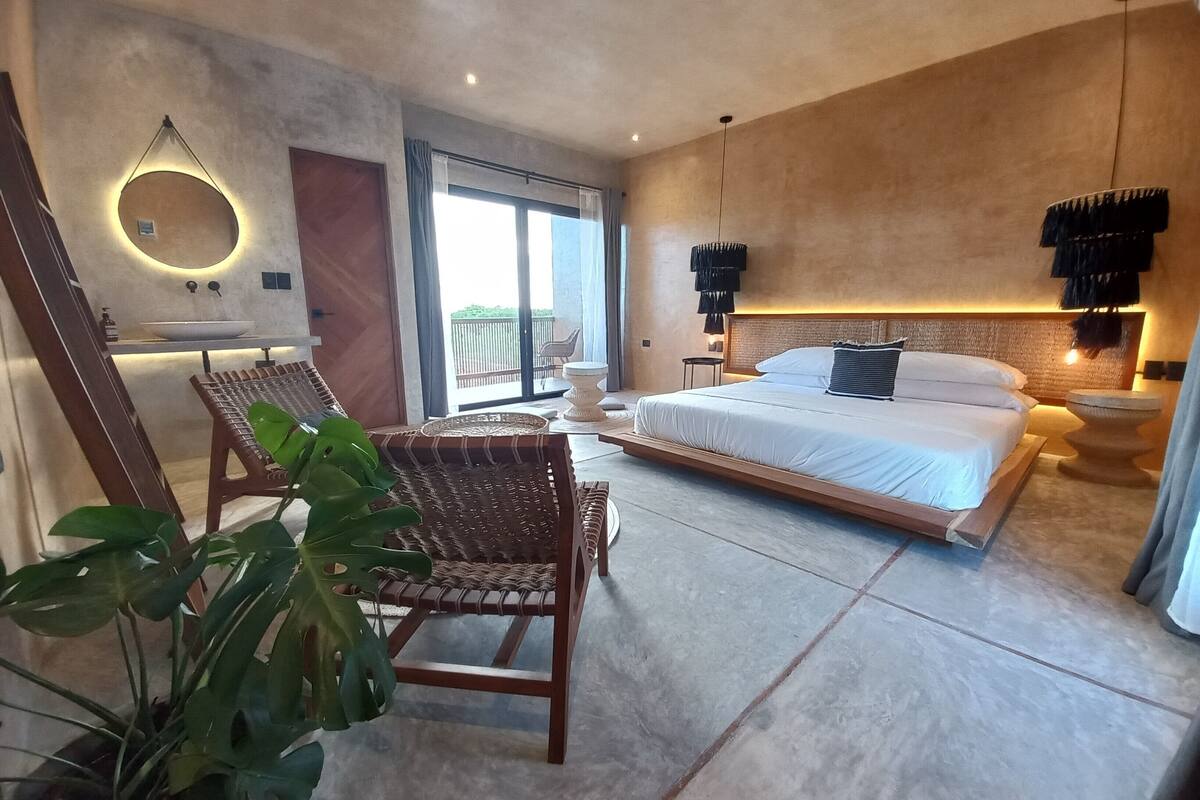 Studio | 1 bedroom, iron/ironing board, free WiFi
