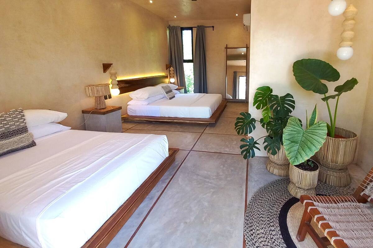 Deluxe Double Room | 1 bedroom, iron/ironing board, free WiFi