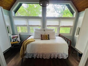 3 عدّة غرف نوم ومكتب ومكواة/لوح كي وسرير سفر