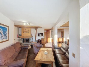 Fireplace - 100m from ski slopes, 2nd floor, fireplace or stove, 90m², La Rosière (La Rosière Montvalezan)