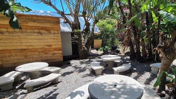 家庭單棟房屋 | 客廳