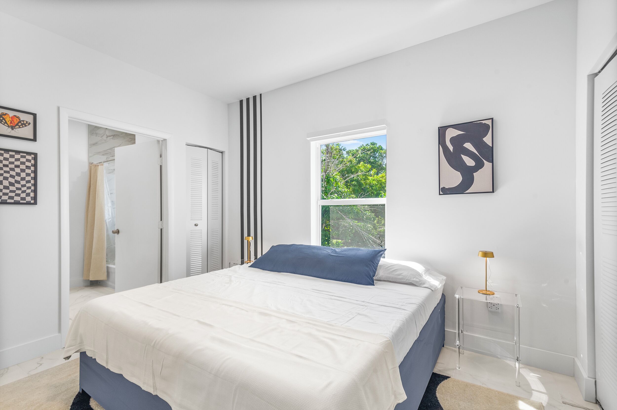3 bedrooms, iron/ironing board, travel cot, WiFi