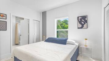 3 bedrooms, iron/ironing board, travel cot, WiFi