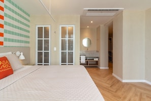 1 bedroom, iron/ironing board, free WiFi, bed sheets