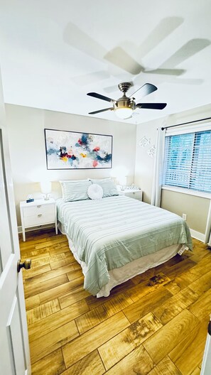 1 chambre, coffres-forts dans les chambres, bureau