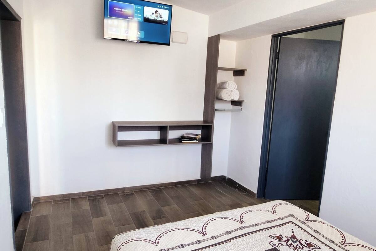 Doppia Standard, 1 letto matrimoniale | 1 camera, Wi-Fi gratuito, lenzuola