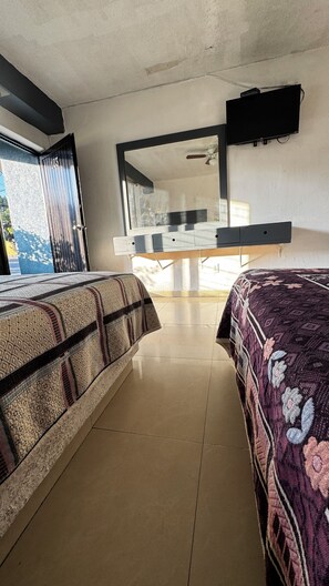 Basic-Dreibettzimmer, Mehrere Betten