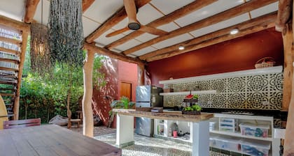 LAS DUNAS BEACH HOUSE