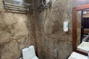 Bathroom - Hotel Royal Queen Jaisalmer  (Jaisalmer)