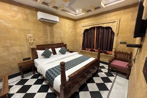 Room - Hotel Royal Queen Jaisalmer  (Jaisalmer)