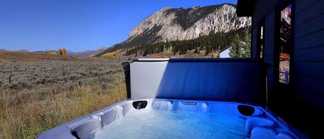 Bain à remous extérieur