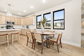 Dining - Luxe 3 Bedroom Retreat with Balcony and Views (Daniel)