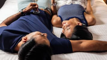 Deluxe Room, 1 King Bed