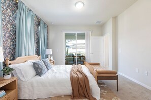5 habitaciones, escritorio, tabla de planchar con plancha y wifi gratis