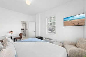 Schreibtisch, Bügeleisen/Bügelbrett, kostenloses WLAN, Bettwäsche