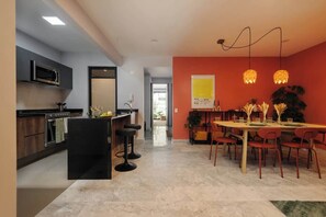 Fridge, microwave, oven, stovetop