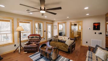 Télévision, cheminée