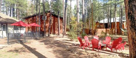 屋外ダイニングエリア