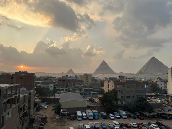 Exterior - Sky Hotel Pyramids View INN (Giza)