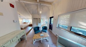 Penthouse | Iron/ironing board, free WiFi - The Wakefield Grand (Wakefield)