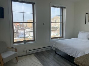 WiFi, bed sheets