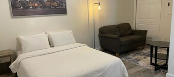 City Suite downtown on 400 block