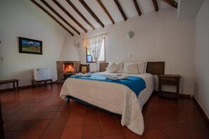 Iron/ironing board, free WiFi - Hotel Villa Luna (Villa de Leyva)