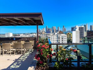 Apartment | Outdoor dining