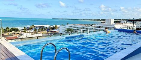 高級公寓 | 游泳池 | 室外游泳池