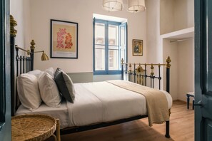 4 chambres, fer et planche à repasser, Wi-Fi gratuit, draps fournis