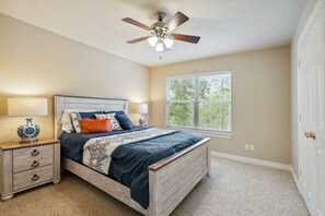 3 室のベッドルーム、WiFi、ベッドシーツ