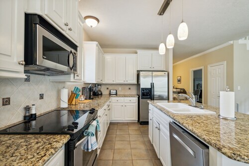 NEW! Wooded Lake Retreat (3-Bedroom Home) - Pets Allowed