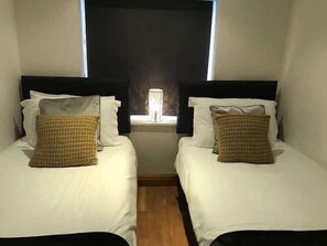 2 Schlafzimmer, Bügeleisen/Bügelbrett, WLAN, Bettwäsche