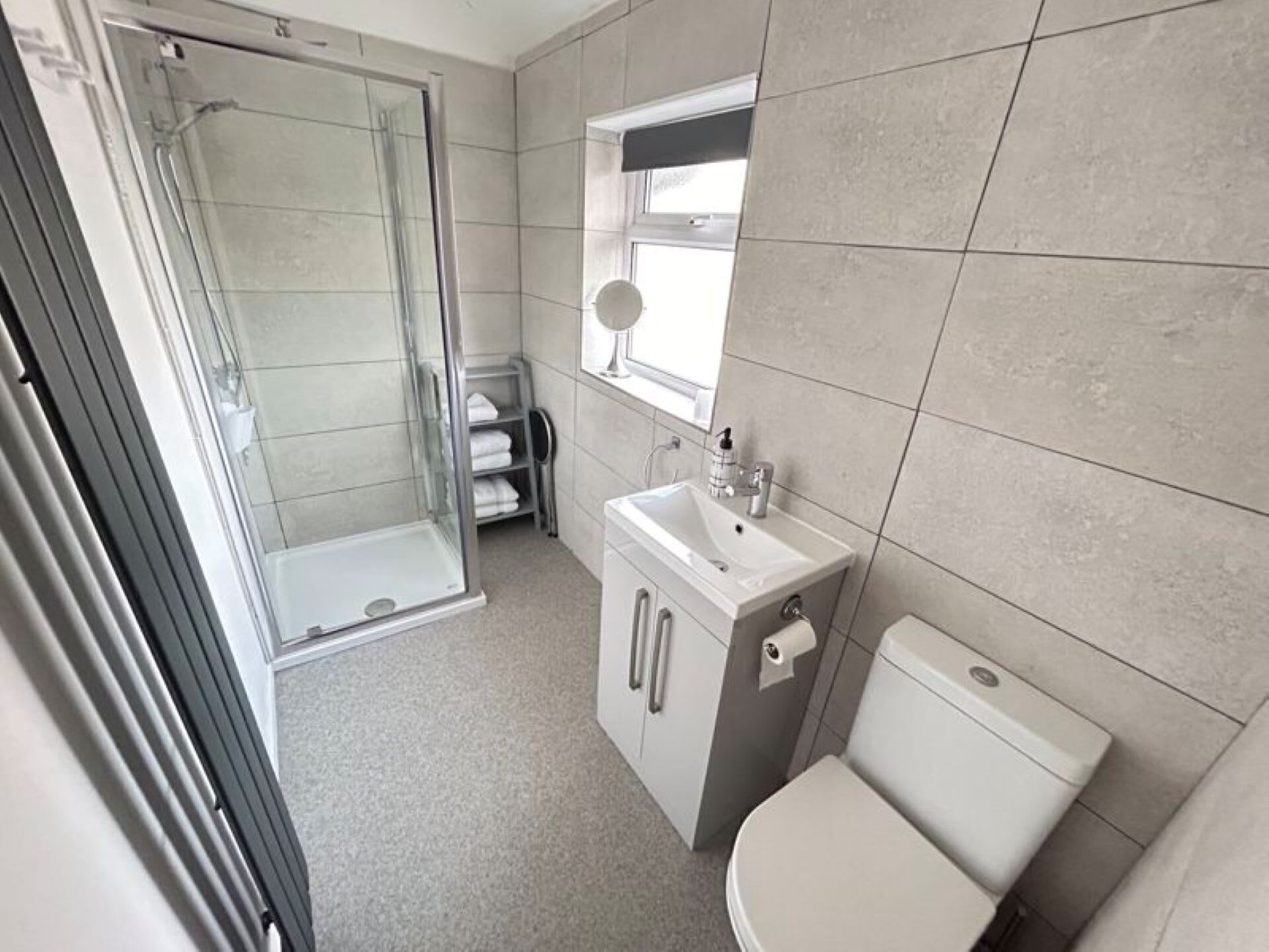 Shower, hair dryer, shampoo