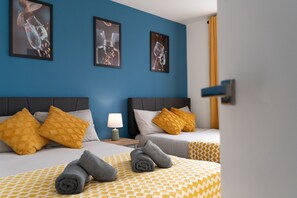 2 soverom, strykejern/-brett, internettilgang og sengetøy