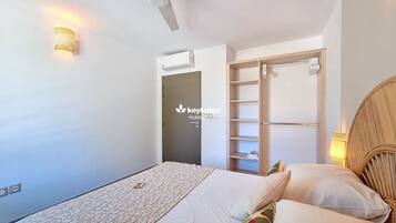 Fer et planche Ă repasser, Wi-Fi gratuit, draps fournis