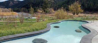 Teton Valley 1-Br Apt near Grand Targhee Ski Resort and Teton/Yellowstone NP