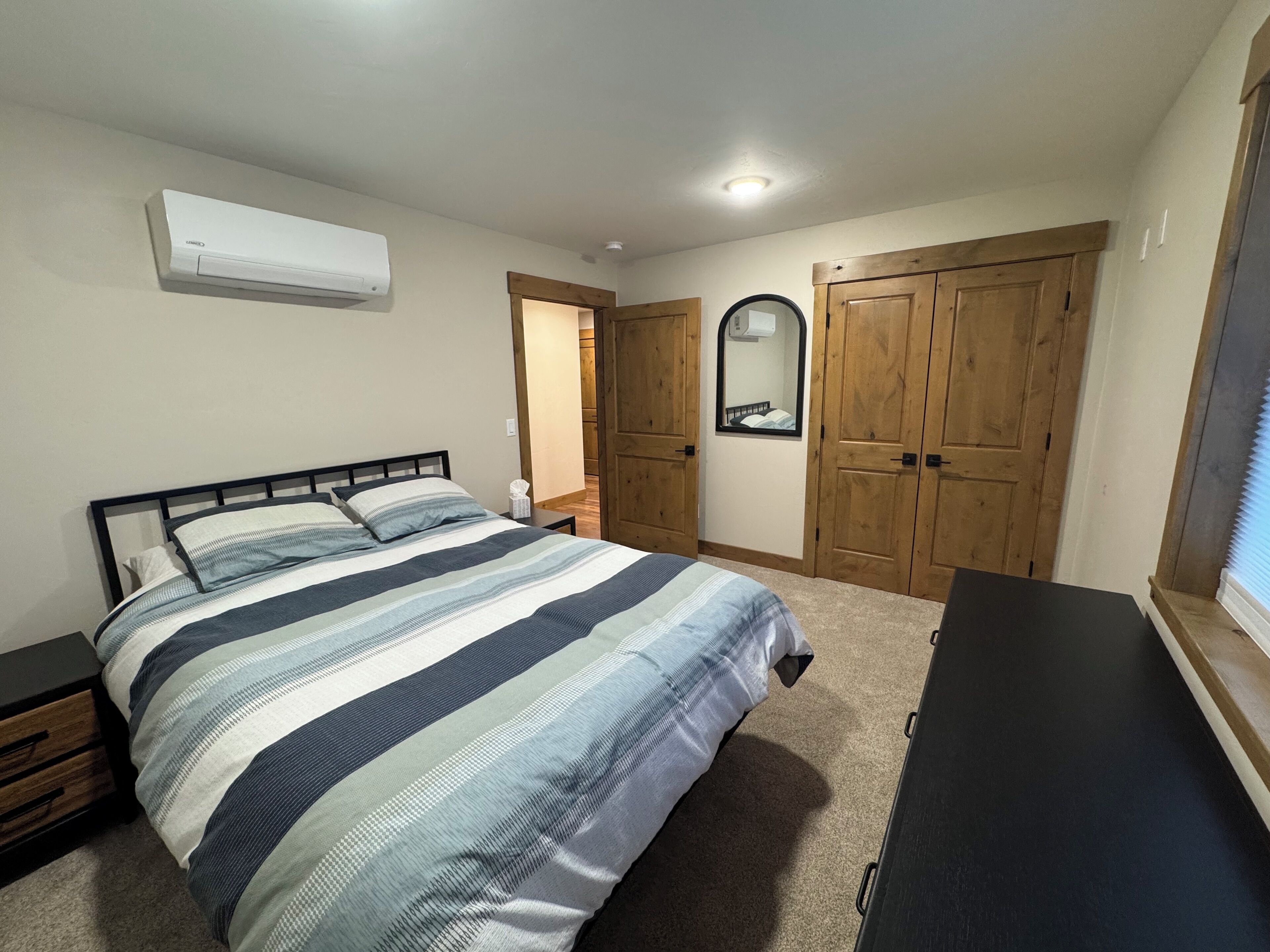 1 chambre, fer et planche à repasser, lit parapluie, Wi-Fi gratuit