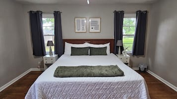 3 Schlafzimmer, Reisekinderbett, kostenloses WLAN, Bettwäsche