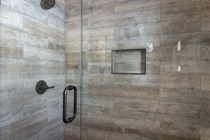Douche, séchoir à cheveux